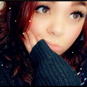 Meet your Posher, Alivia